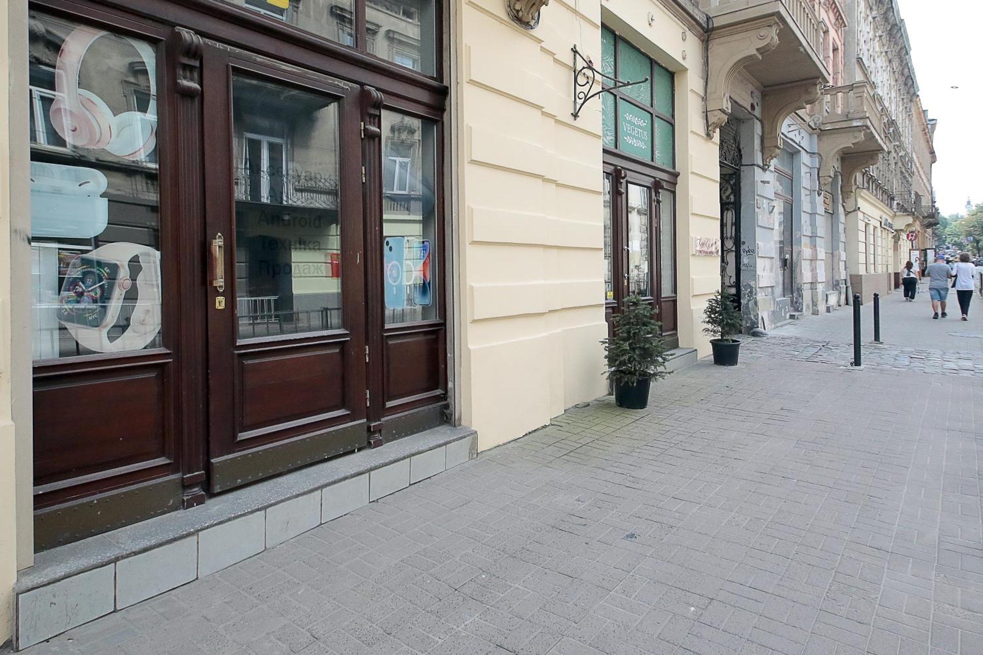 Deluxe D 29 Lviv